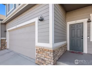 Photo #1: 1012988 Listing