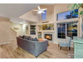 Photo #4: 1013025 Listing