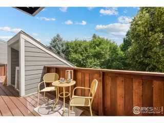 Photo #2: 1013047 Listing