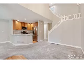 Photo #6: 1013070 Listing