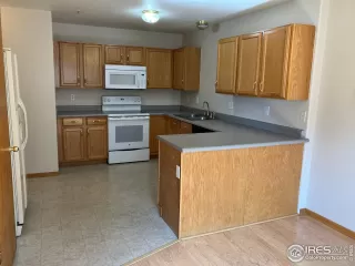 Photo #6: 1013145 Listing