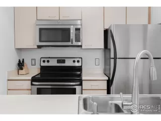 Photo #4: 1013149 Listing