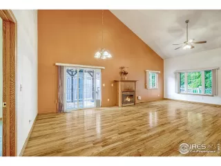 Photo #4: 1013157 Listing