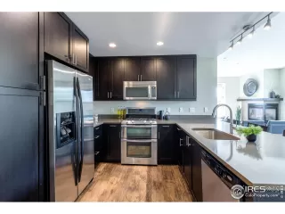 Photo #2: 1013233 Listing