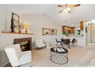 Photo #3: 1013325 Listing