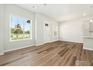 Photo #2: 1013340 Listing