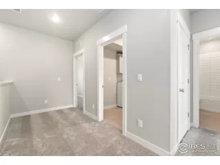 Photo #5: 1013340 Listing