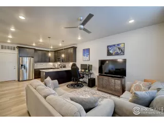 Photo #4: 1013531 Listing