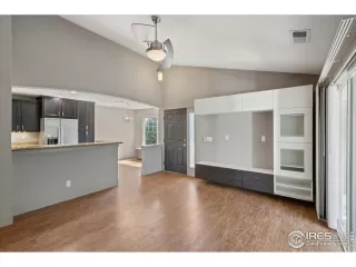 Photo #5: 1013567 Listing 