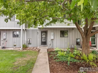 Photo #3: 1013619 Listing