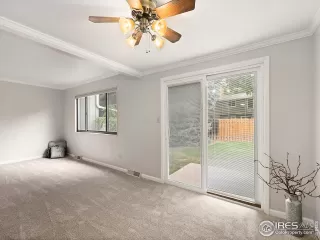 Photo #5: 1013619 Listing