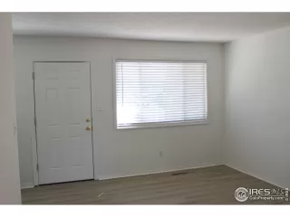 Photo #2: 1013746 Listing