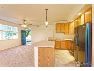 Photo #5: 1013810 Listing