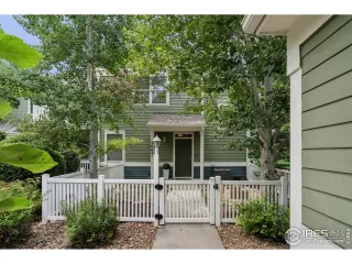 Photo #2: 1013863 Listing