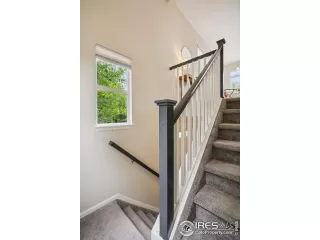 Photo #5: 1013863 Listing