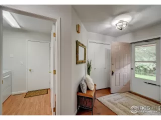 Photo #5: 1013864 Listing