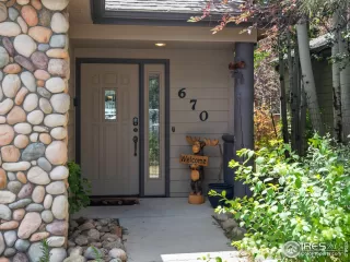 Photo #2: 1013927 Listing