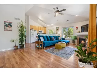 Photo #3: 1013945 Listing