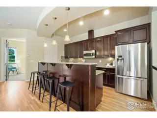 Photo #5: 1014025 Listing 