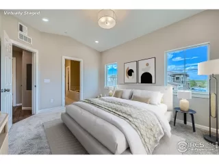 Photo #5: 1014073 Listing