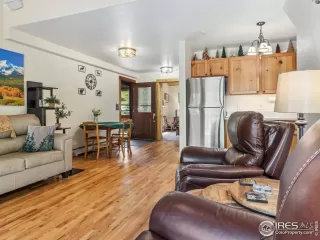 Photo #4: 1014086 Listing 