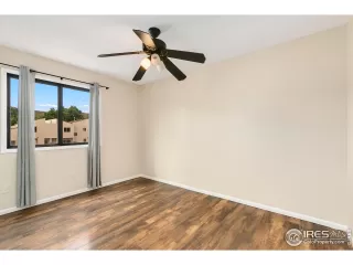 Photo #6: 1014114 Listing