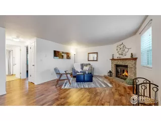 Photo #4: 1014173 Listing