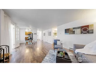 Photo #5: 1014173 Listing