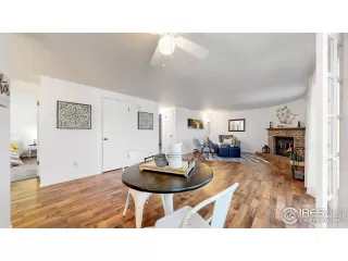 Photo #6: 1014173 Listing