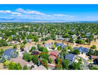Photo #4: 1014206 Listing