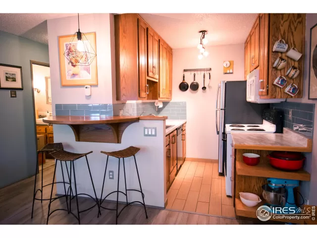 MLS: 1014282 Condo For Sale