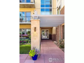 Photo #3: 1014318 Listing