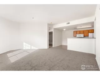 Photo #5: 1014335 Listing 