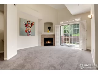 Photo #3: 1014392 Listing