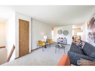 Photo #4: 1014411 Listing