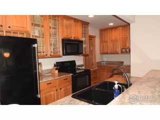 Photo #3: 1014414 Listing