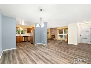 Photo #3: 1014418 Listing