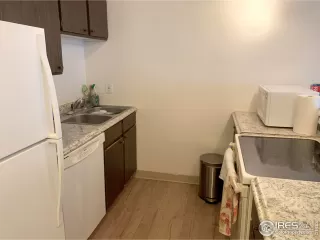 Photo #3: 1014426 Listing