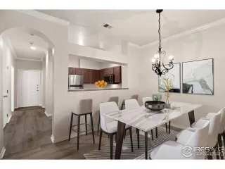 Photo #4: 1014435 Listing