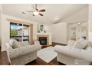 Photo #3: 1014543 Listing