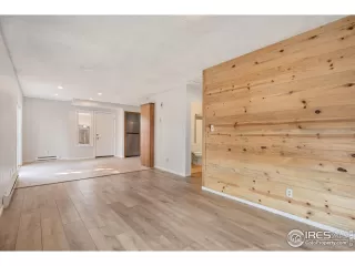 Photo #6: 1014576 Listing