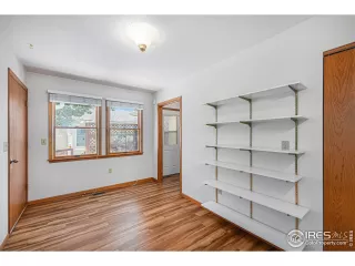 Photo #4: 1014639 Listing