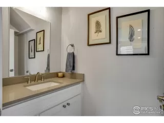 Photo #4: 1014661 Listing