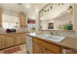 Photo #3: 1014731 Listing