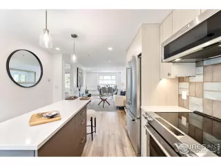 Photo #1: 1014752 Listing