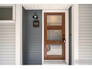 Photo #4: 1014752 Listing