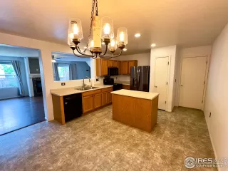 Photo #5: 1014857 Listing 