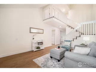 Photo #5: 1014860 Listing