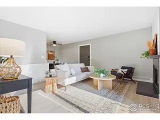 Photo #1: 1014897 Listing