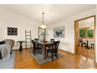 Photo #4: 1014933 Listing 